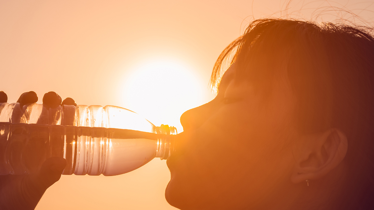 how-to-drink-water-everyone-should-know