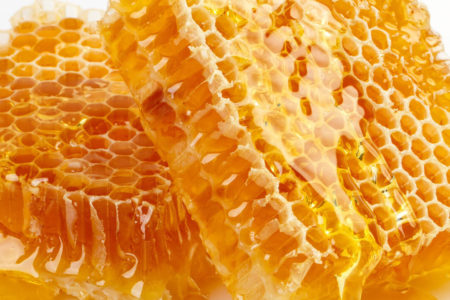 Health Benefits & Beauty Secrets of Honey
